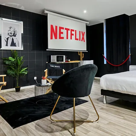 Ng Suitehome - Lille I Centre I Grand Place - Balneo - Netflix - Wifi Roubaix
