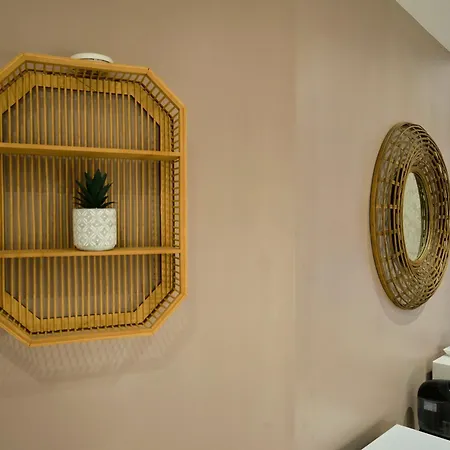 Ng Suitehome - Lille I Centre I Grand Place - Balneo - Netflix - Wifi Appartement