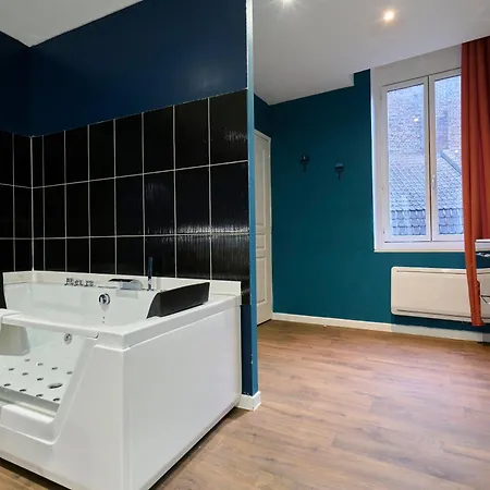 Appartement Ng Suitehome - Lille I Centre I Grand Place - Balneo - Netflix - Wifi Roubaix